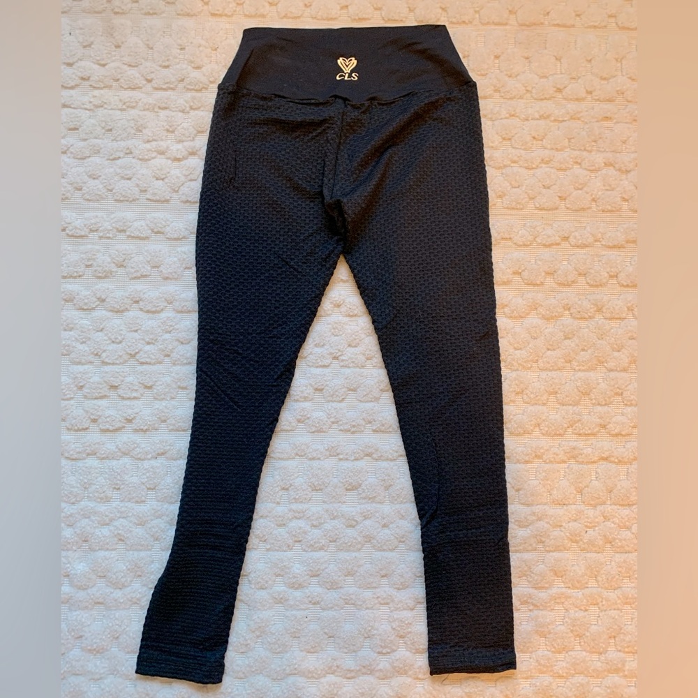 CLS sportswear trance textured scrunch butt leggings size XL